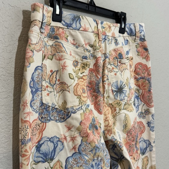 Chico's Jeans‎ So Slimming Girlfriend Slim Fit Ankle Womens .5R Floral Print - Picture 4 of 5